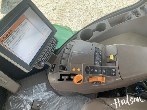 Photo of 2021 John Deere 9520RX