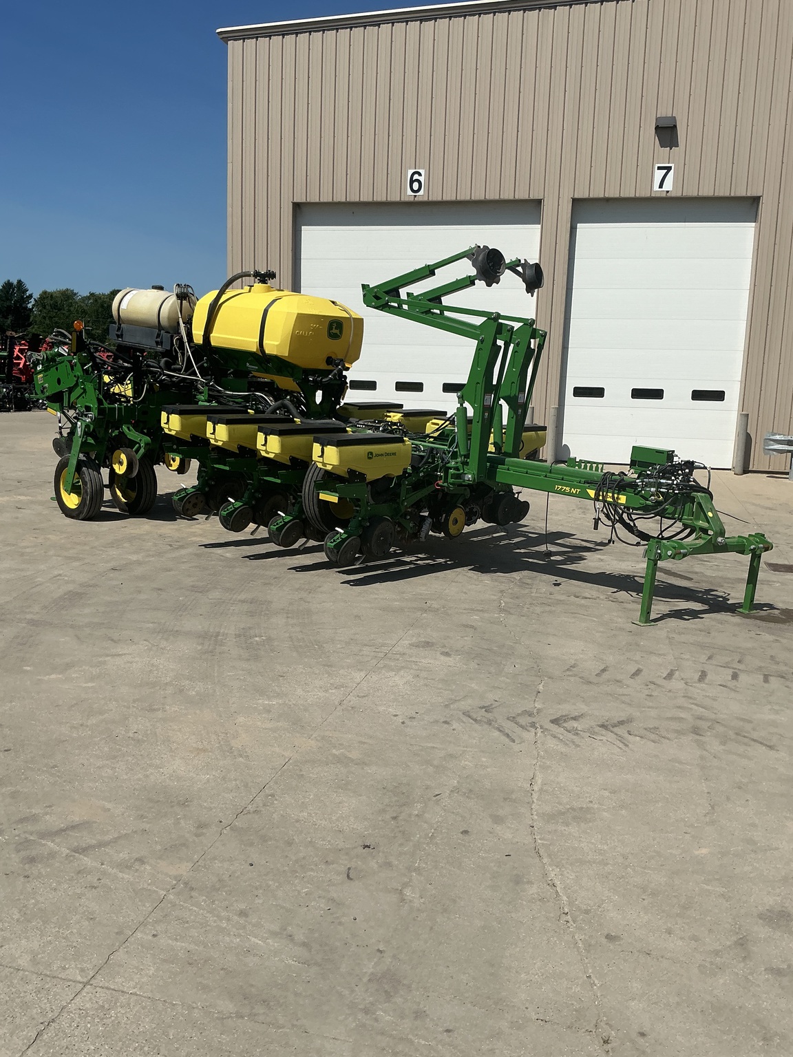 2023 John Deere 1775NT Image 2