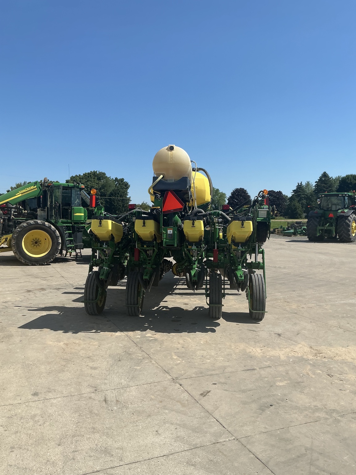 2023 John Deere 1775NT Image 5