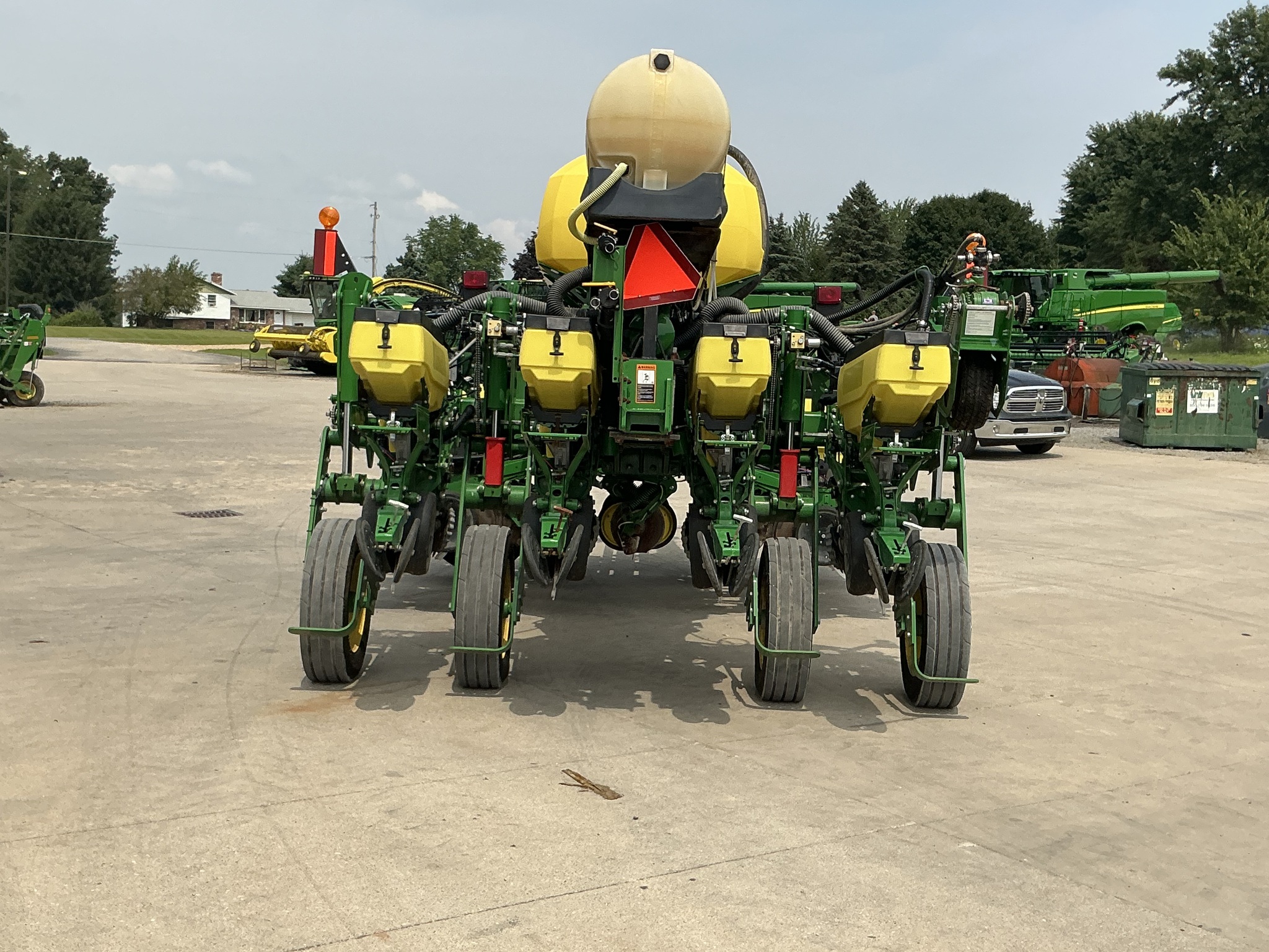 2023 John Deere 1775NT Image 5
