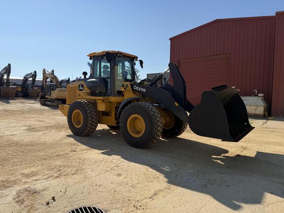2021 John Deere 524L