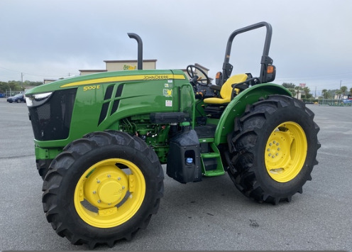 2023 John Deere 5100E Image 3