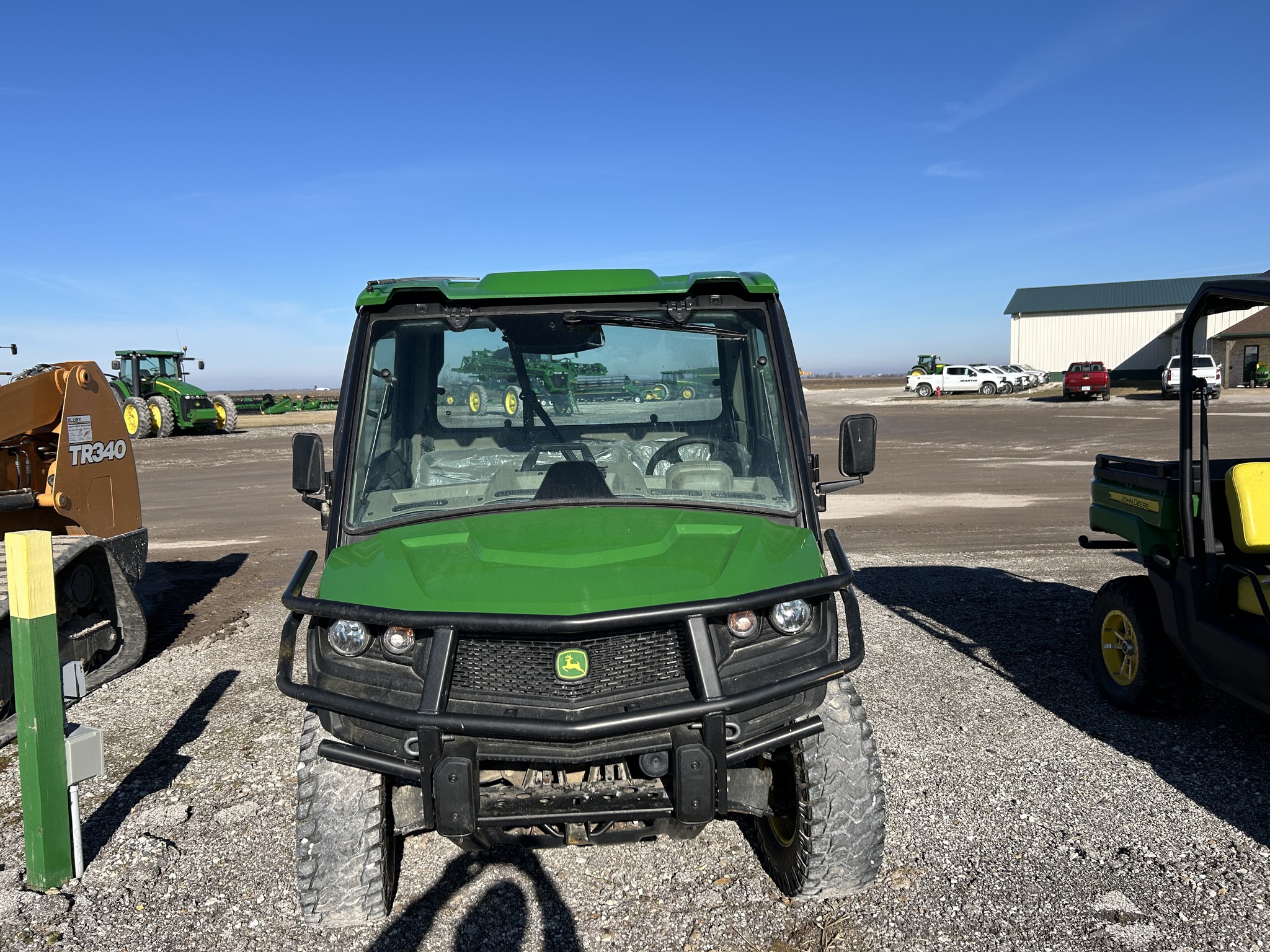  2022 John Deere XUV 835R at Heritage Tractor in Quincy, IL