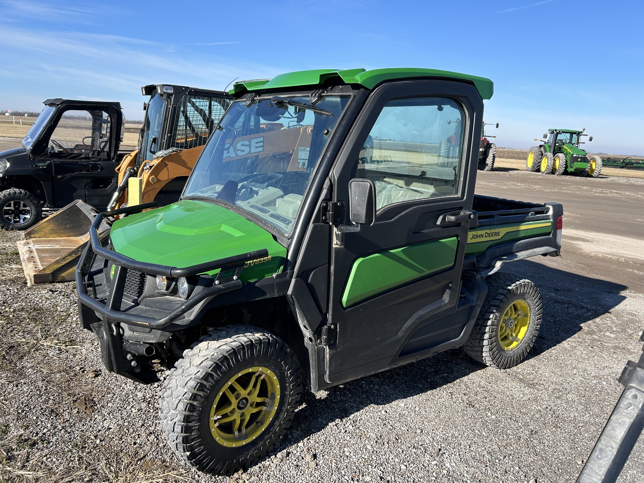  2022 John Deere XUV 835R at Heritage Tractor in Quincy, IL