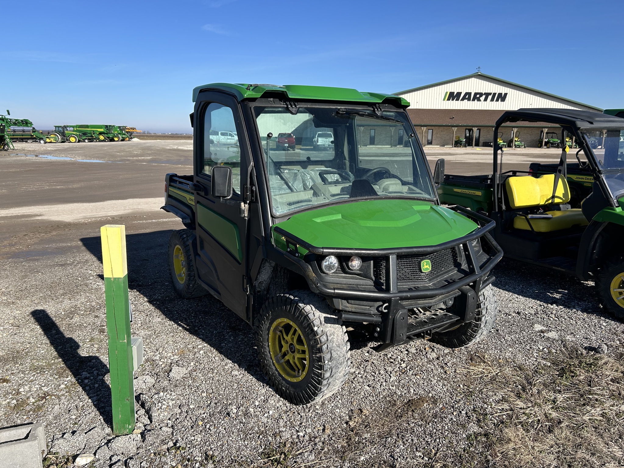  2022 John Deere XUV 835R at Heritage Tractor in Quincy, IL