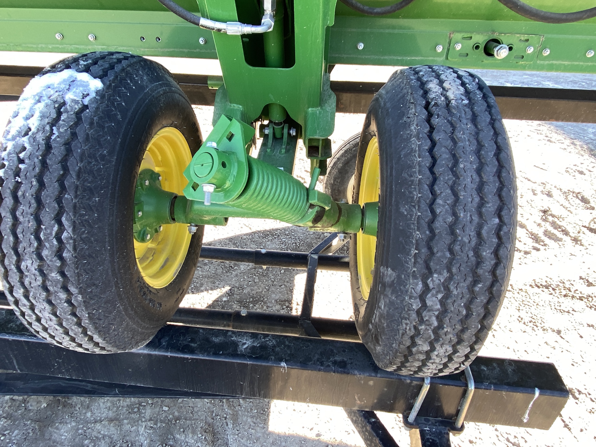 2021 John Deere 735D Image 17