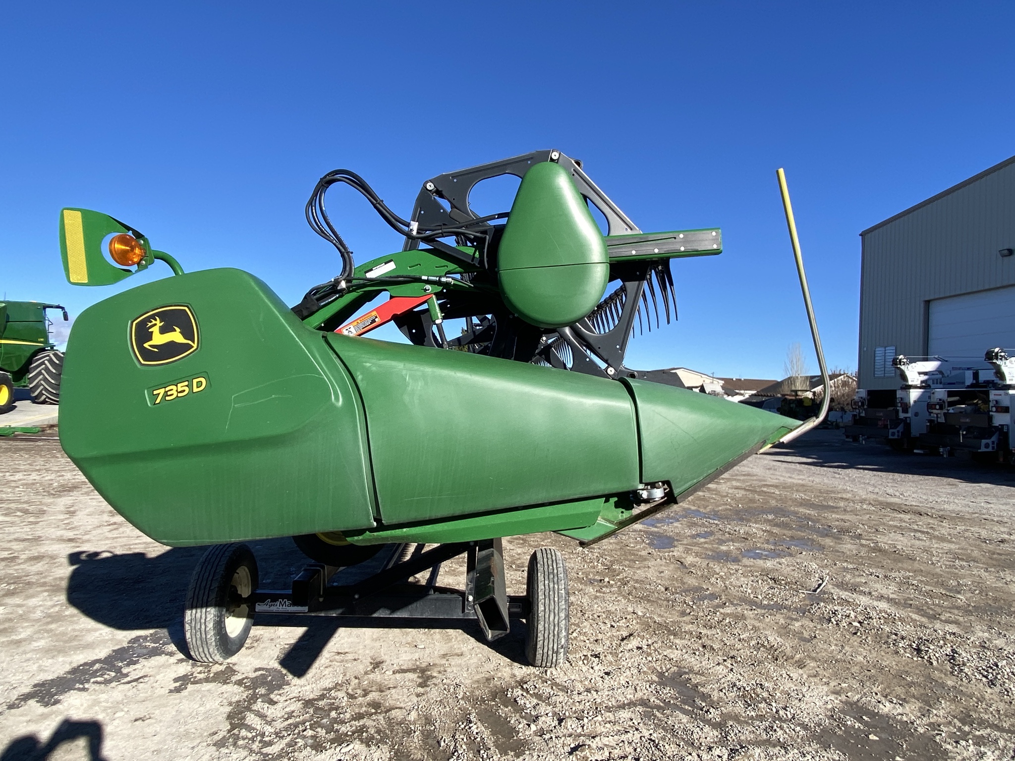 2021 John Deere 735D Image 8