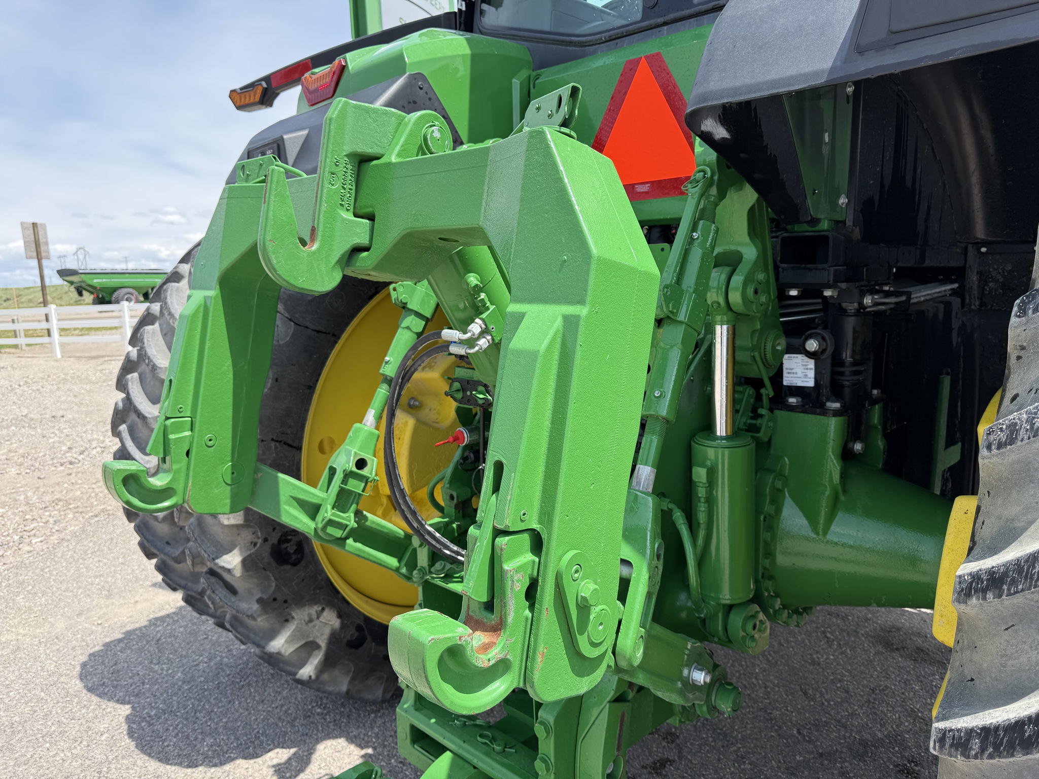 2023 John Deere 8R 340 Image 46