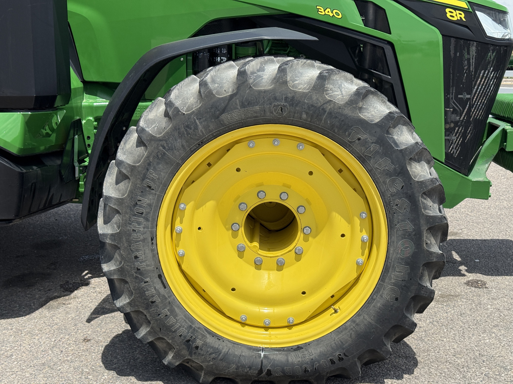 2023 John Deere 8R 340 Image 31