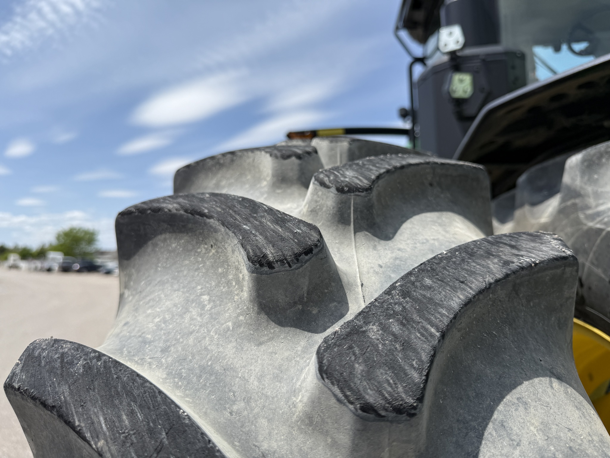 2023 John Deere 8R 340 Image 33