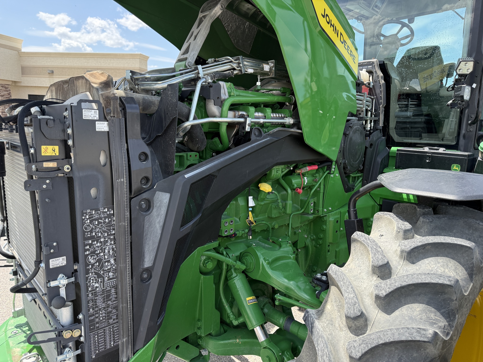 2023 John Deere 8R 340 Image 21