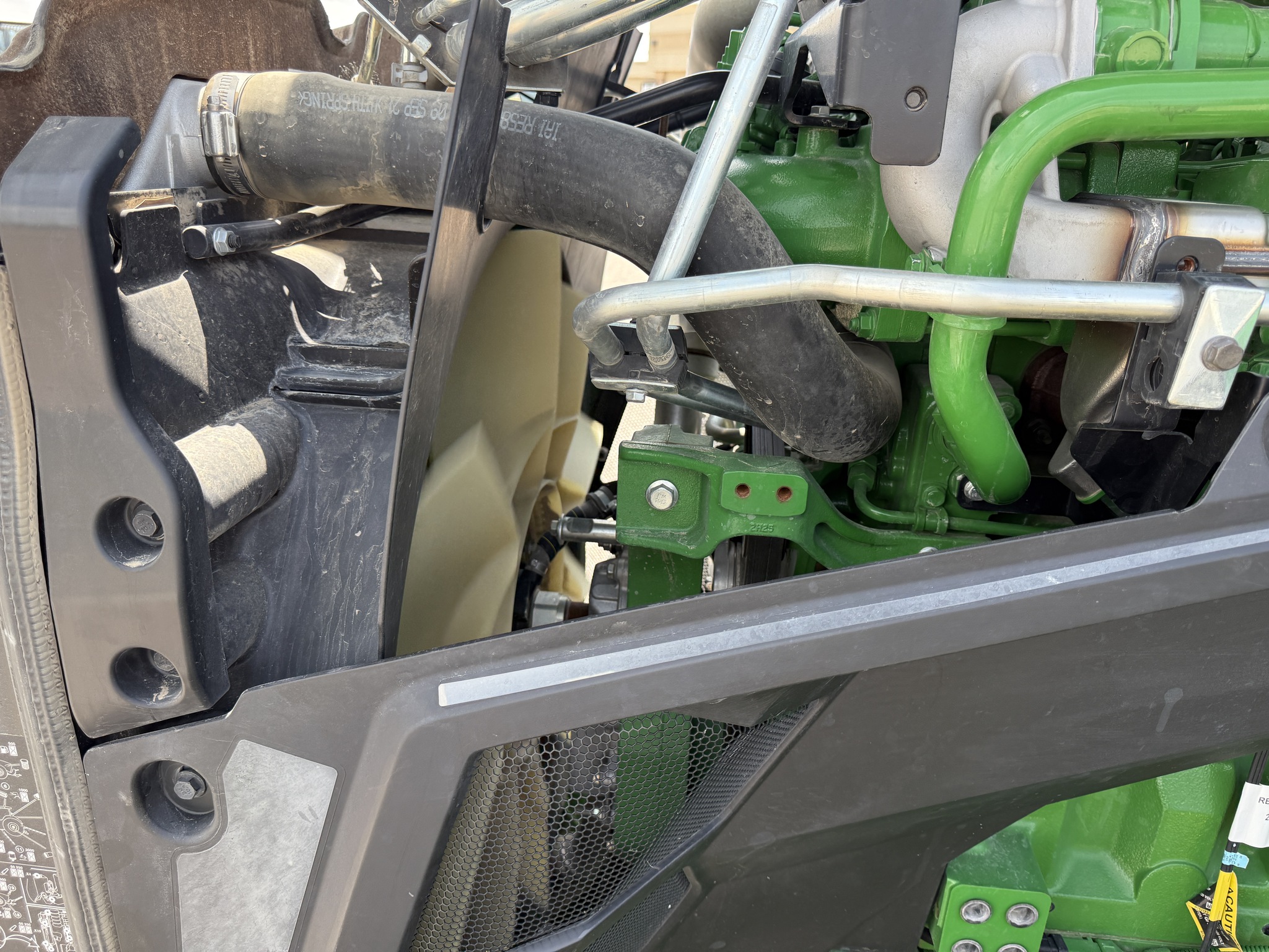 2023 John Deere 8R 340 Image 22