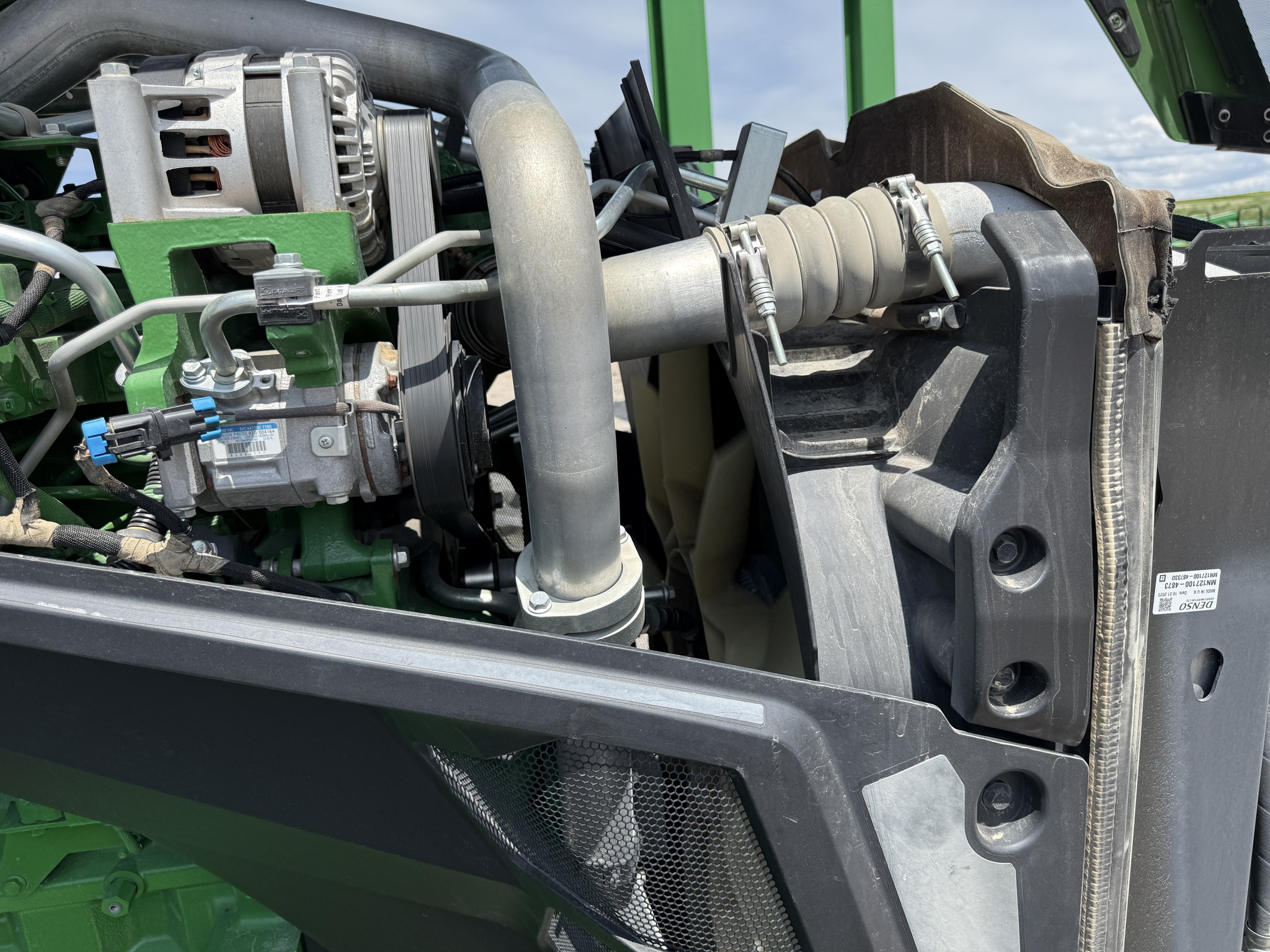 2023 John Deere 8R 340 Image 24