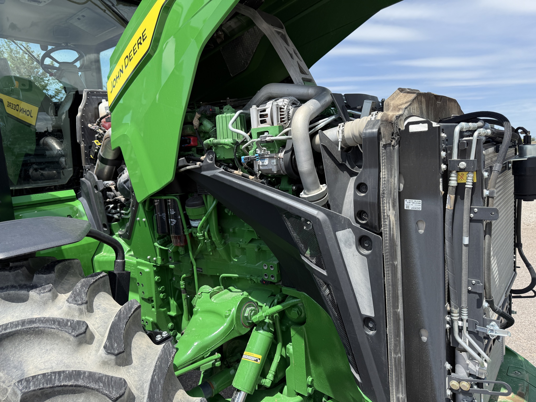 2023 John Deere 8R 340 Image 25