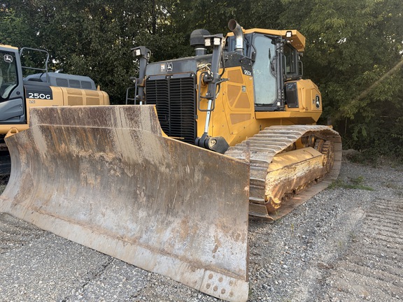 Photo of 2021 John Deere 950K