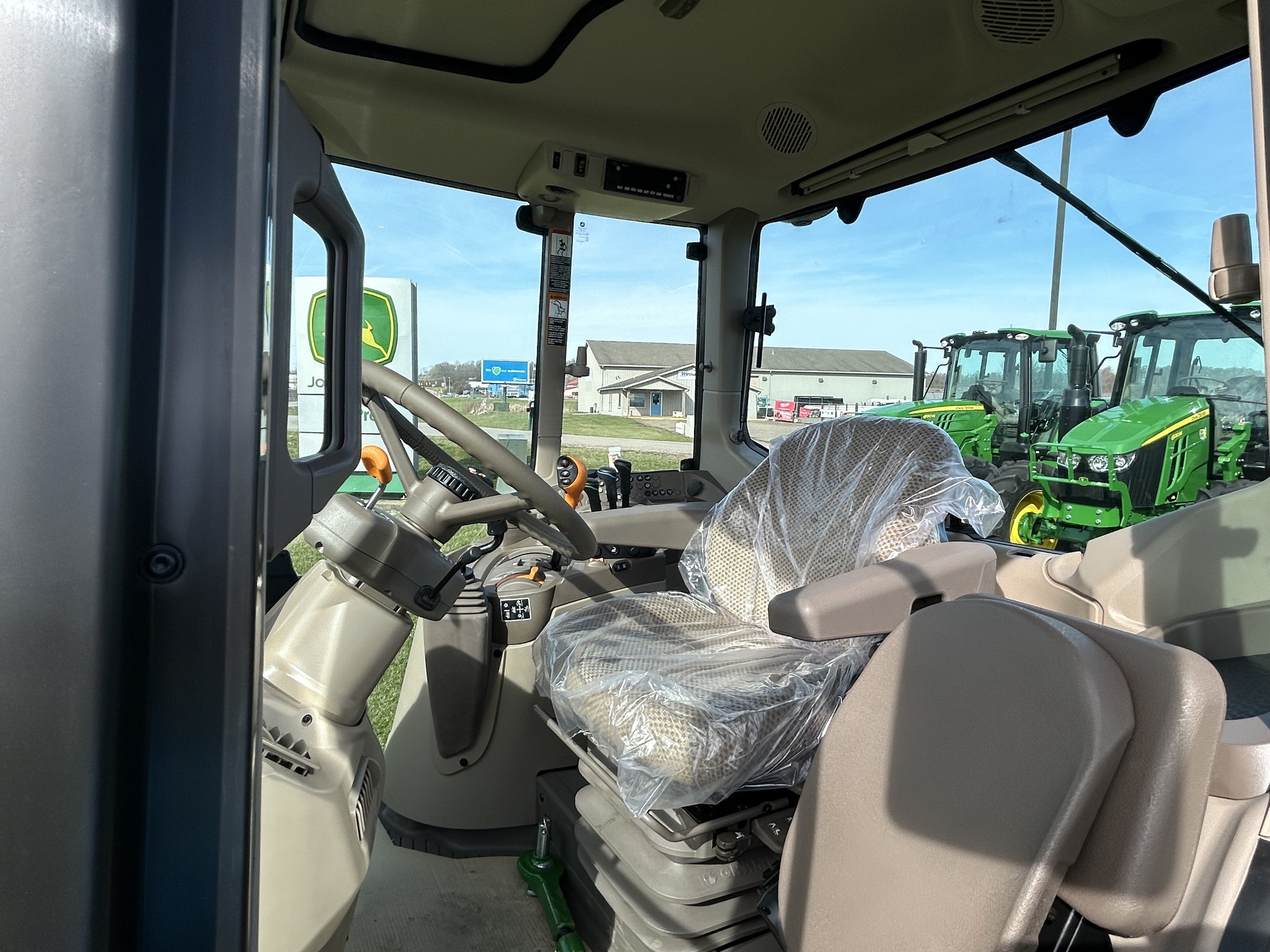 2024 John Deere 6110M Image 12