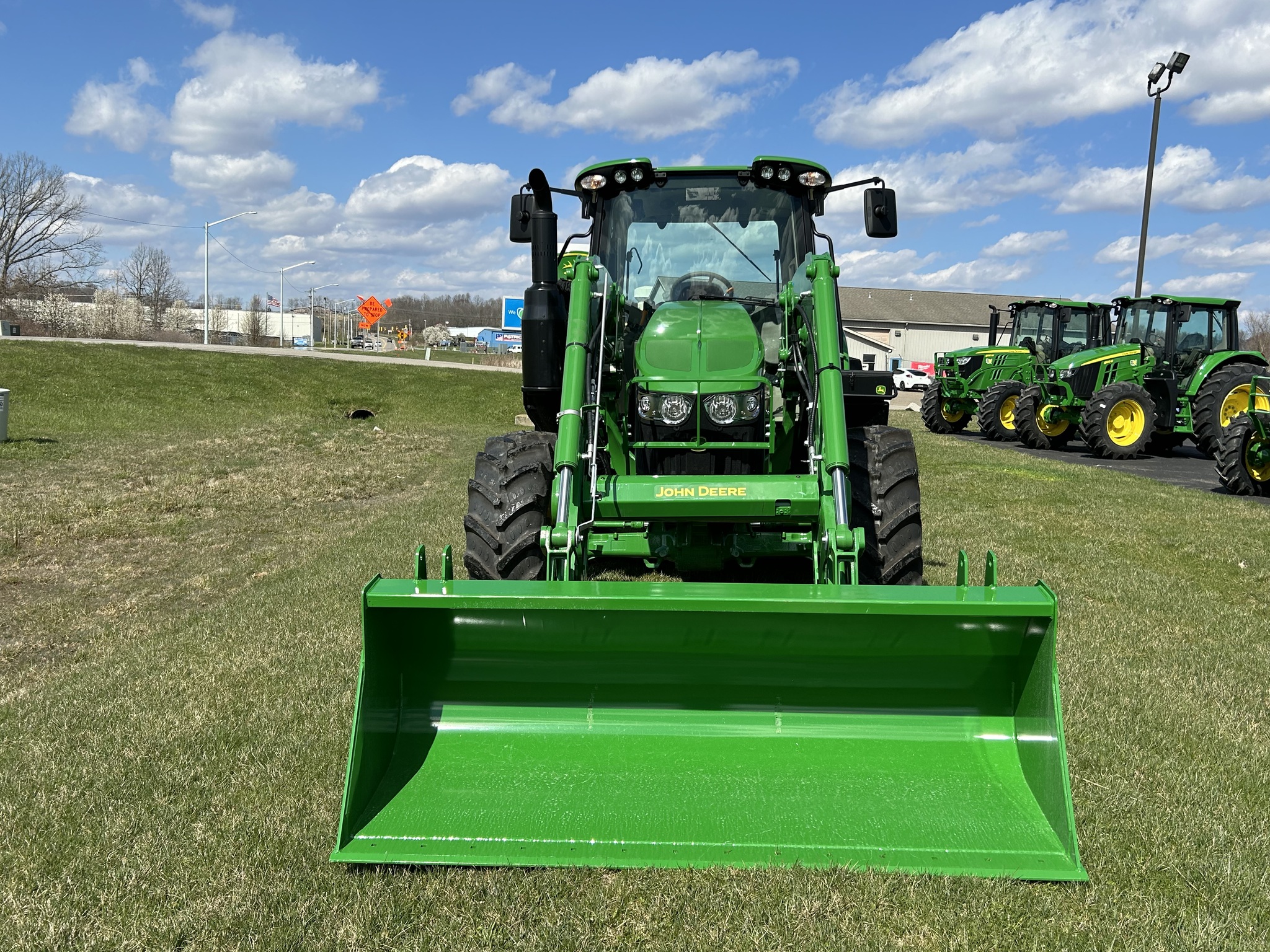 2024 John Deere 6110M Image 4