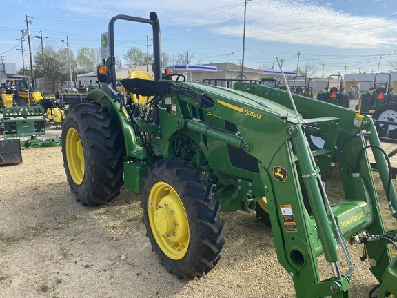 2022 John Deere 5045E Photo 2