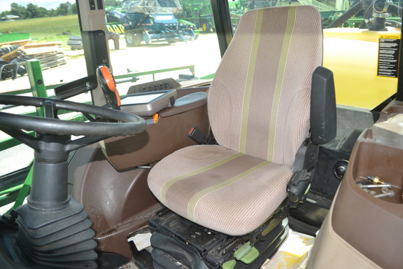 2012 John Deere 4630 Photo 11