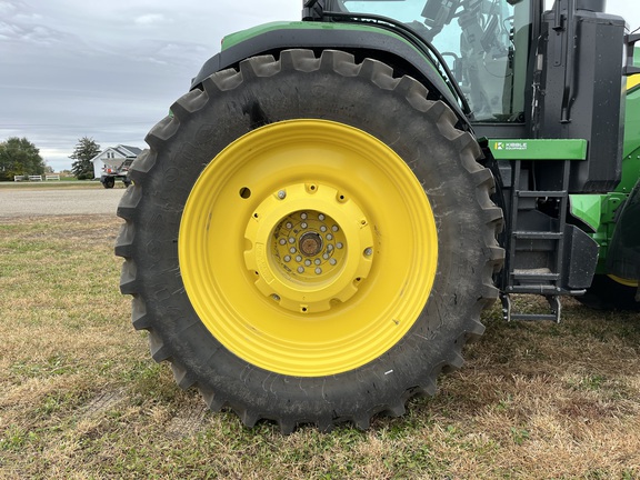 2024 John Deere 8R 310 - Photo17