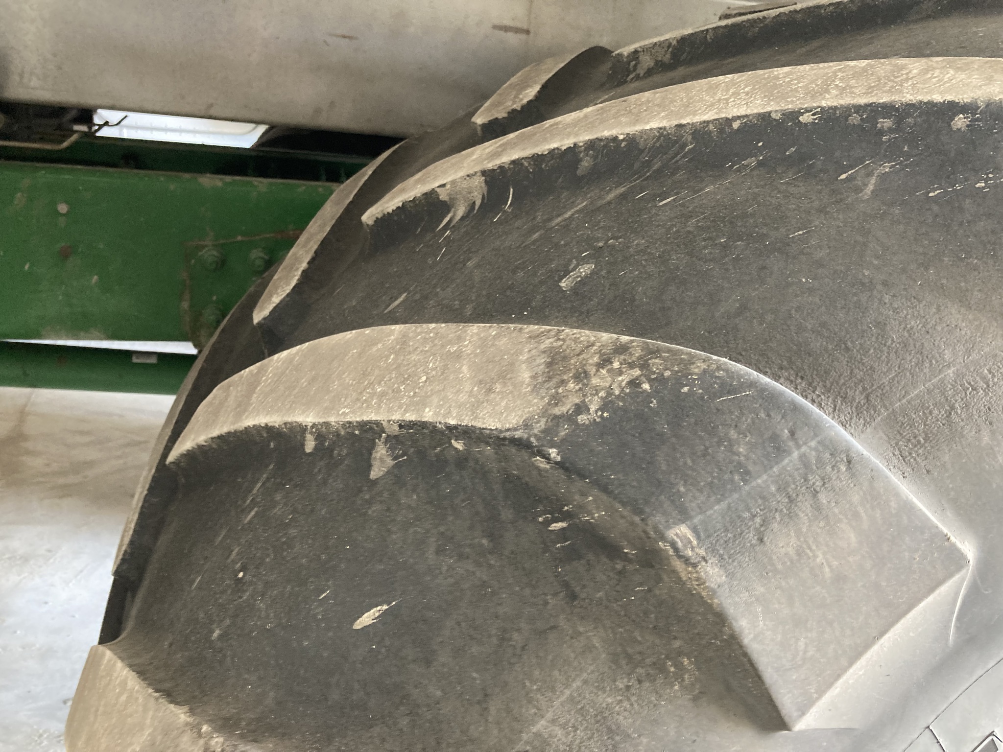 2017 John Deere F4365 Image 10