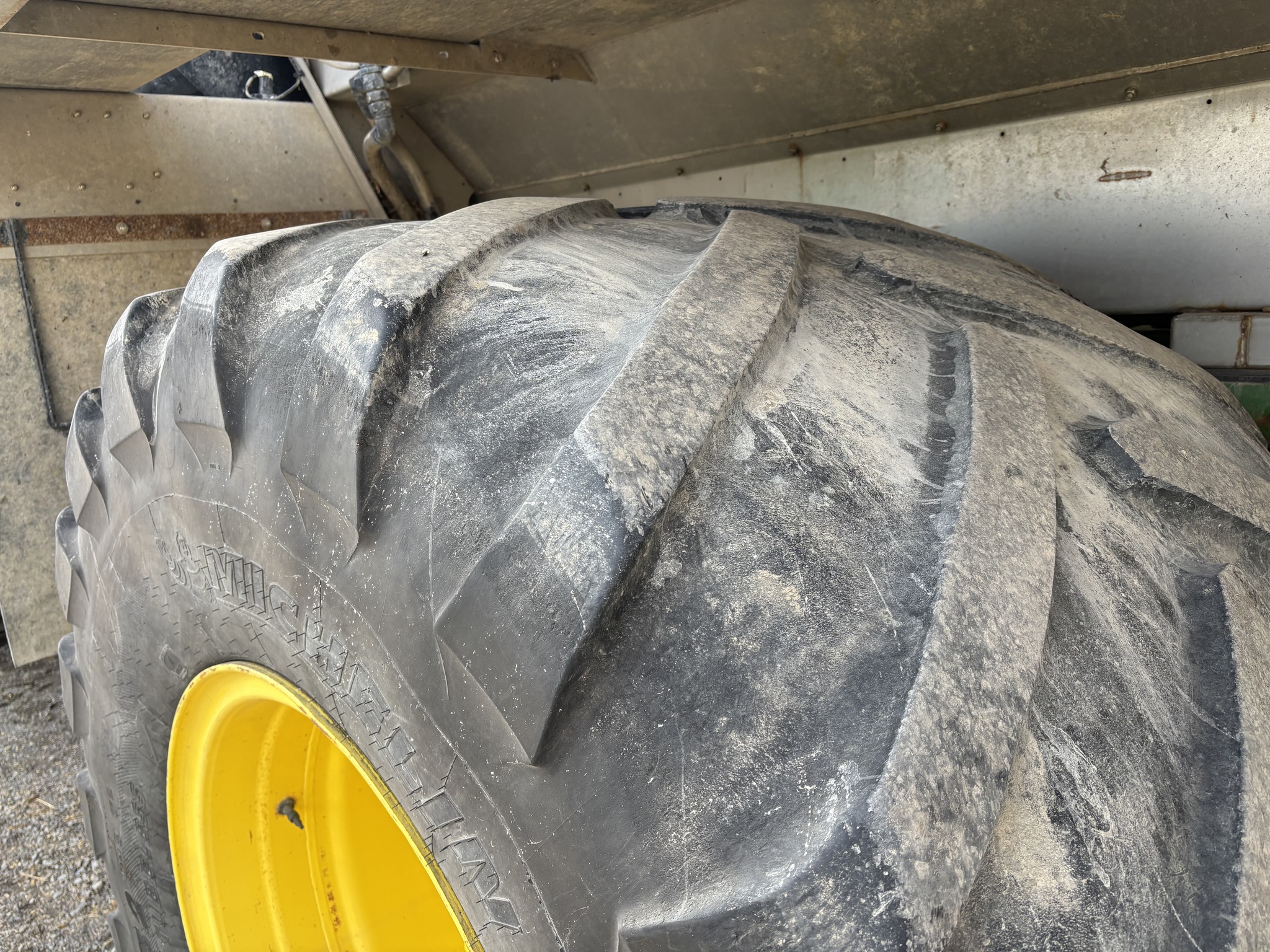 2017 John Deere F4365 Image 14