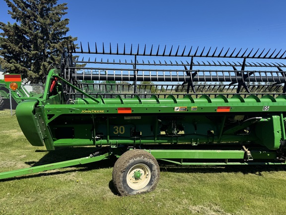 Used 2017 John Deere 640FD Combine Platforms at Horizon Ag & Turf in Edmonton West, AB - Photo3