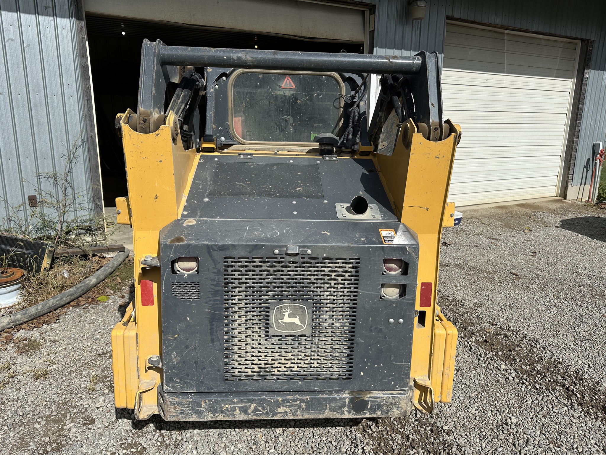 2021 John Deere 317G Image 16