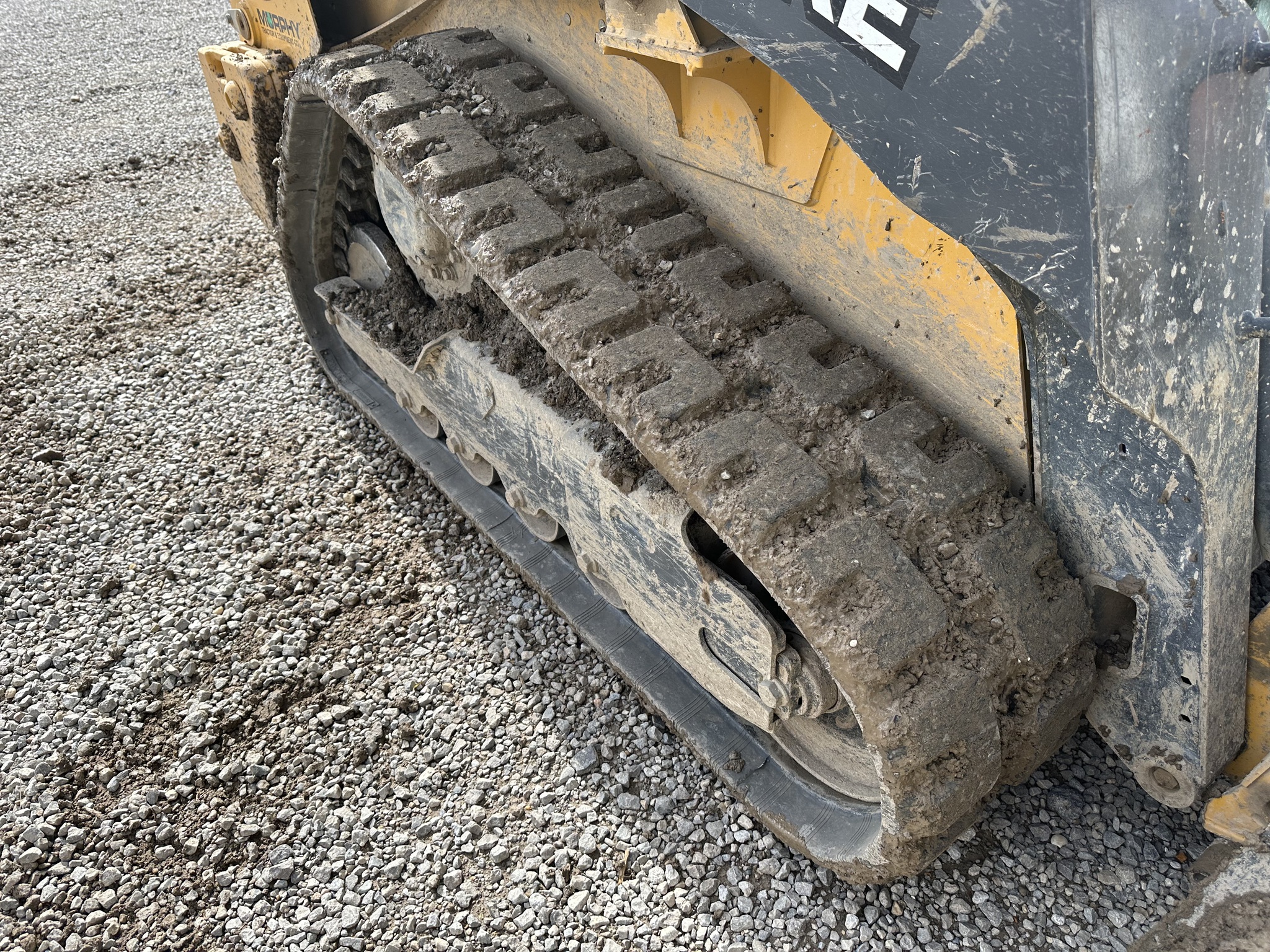 2021 John Deere 317G Image 24