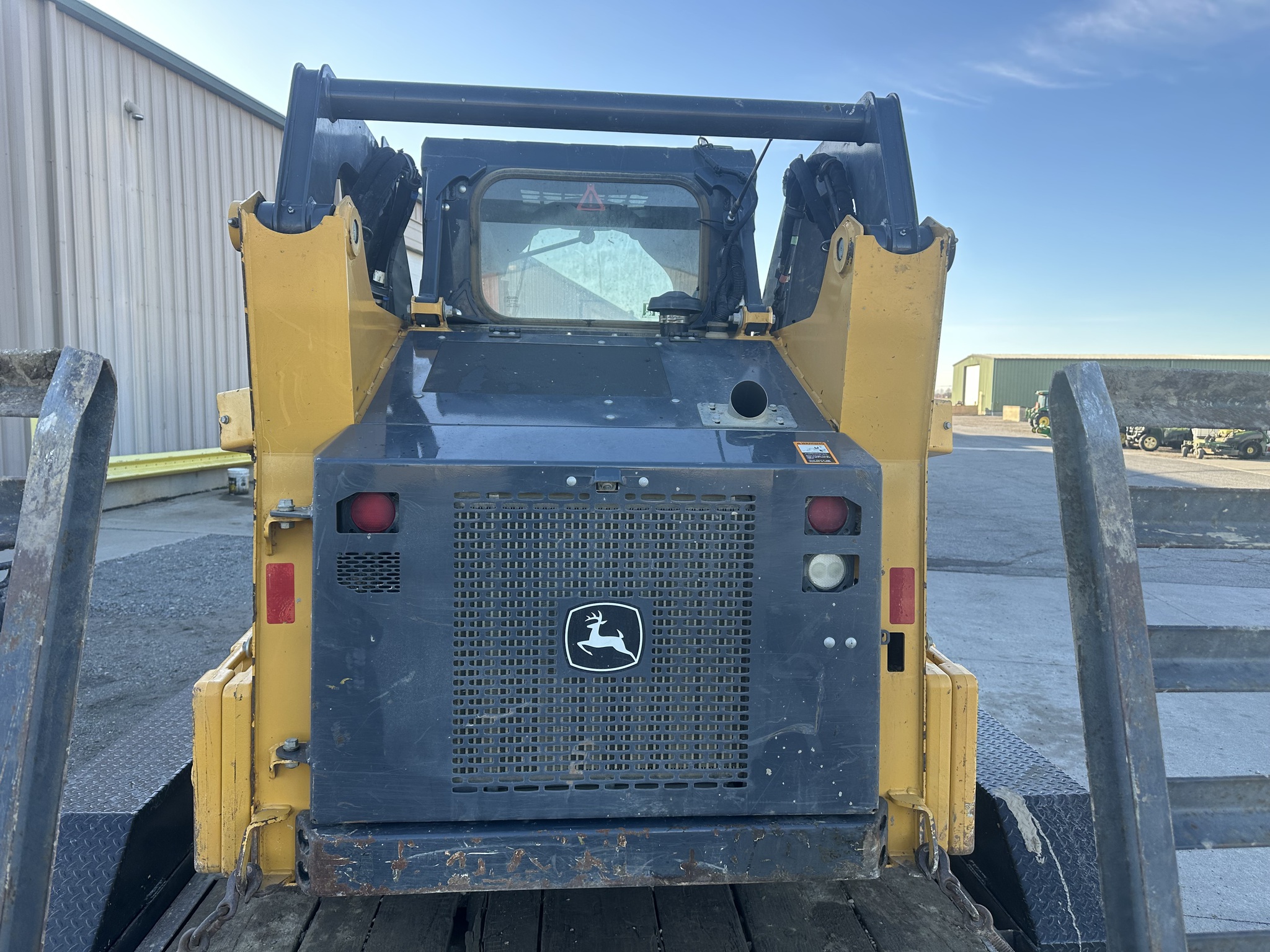 2021 John Deere 317G Image 4