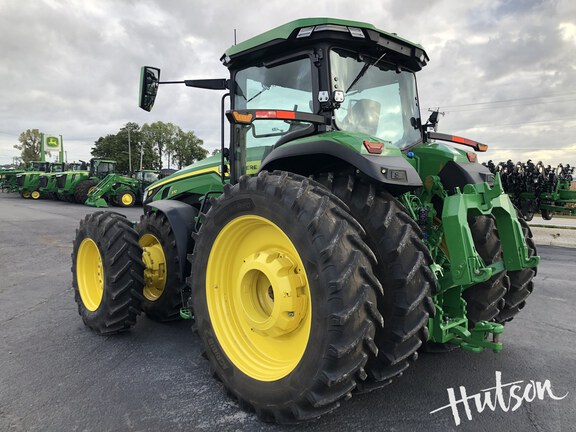 Photo of 2024 John Deere 8R 370