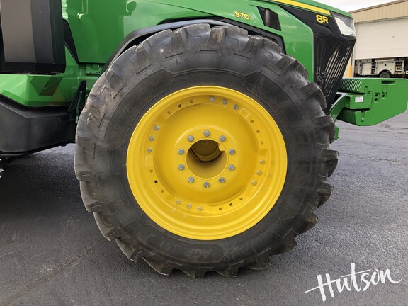 Photo of 2024 John Deere 8R 370
