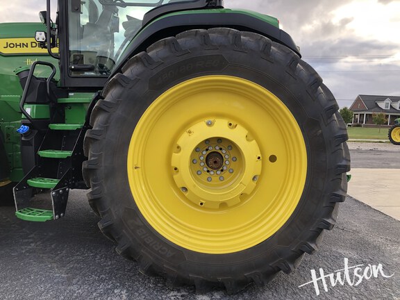 Photo of 2024 John Deere 8R 370