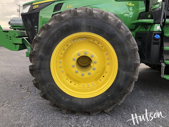 Photo of 2024 John Deere 8R 370