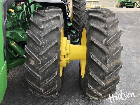 Photo of 2024 John Deere 8R 370