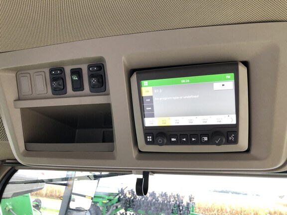 Photo of 2024 John Deere 8R 370