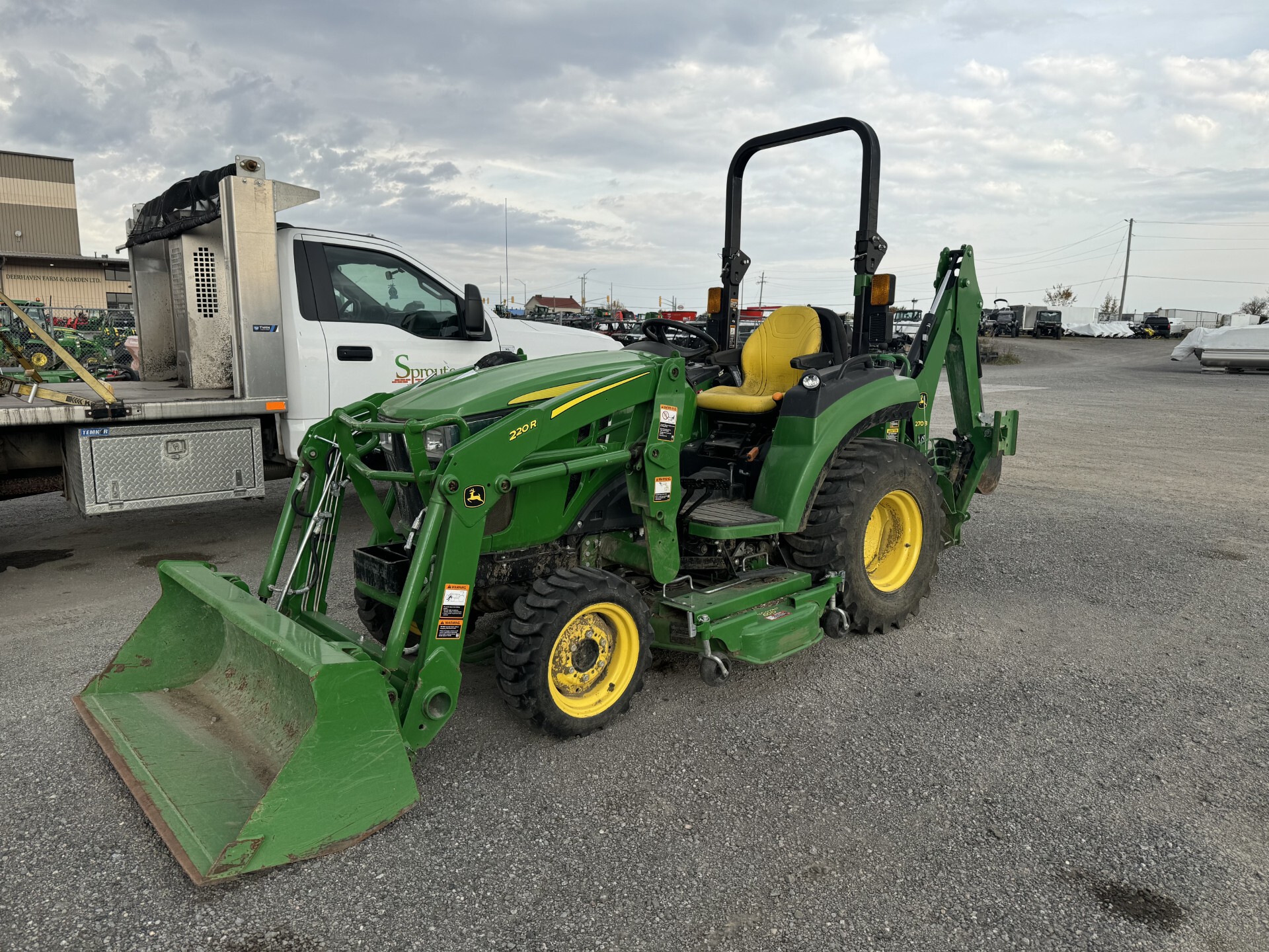 2022 John Deere 2038R Image 1