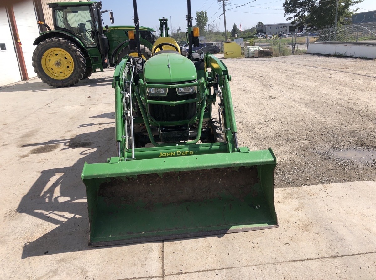 2022 John Deere 2038R Image 2