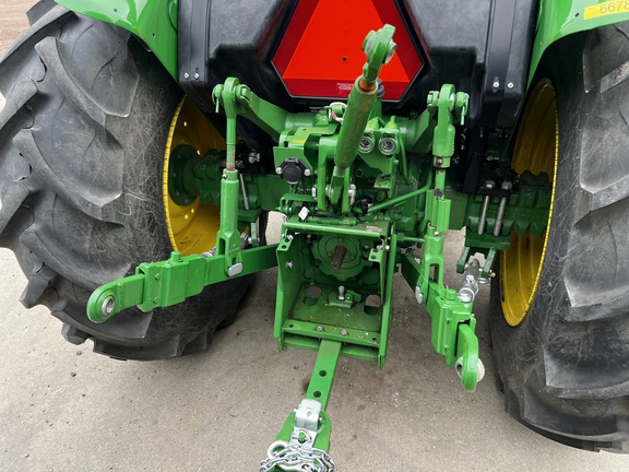 2024 John Deere 5067E - Photo18