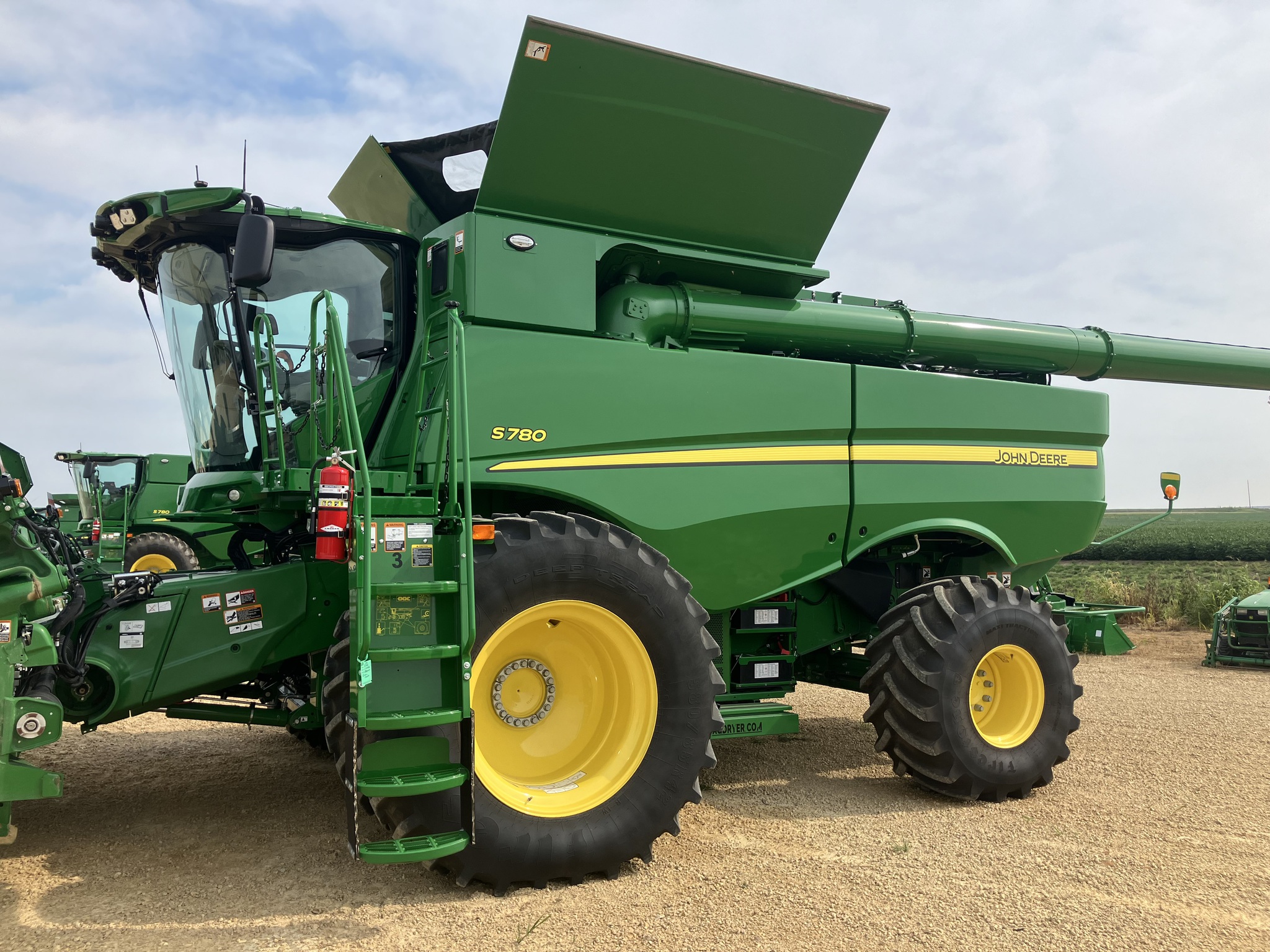 2024 John Deere S780 Image 1