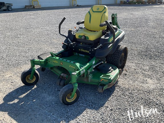Photo of 2023 John Deere Z930M