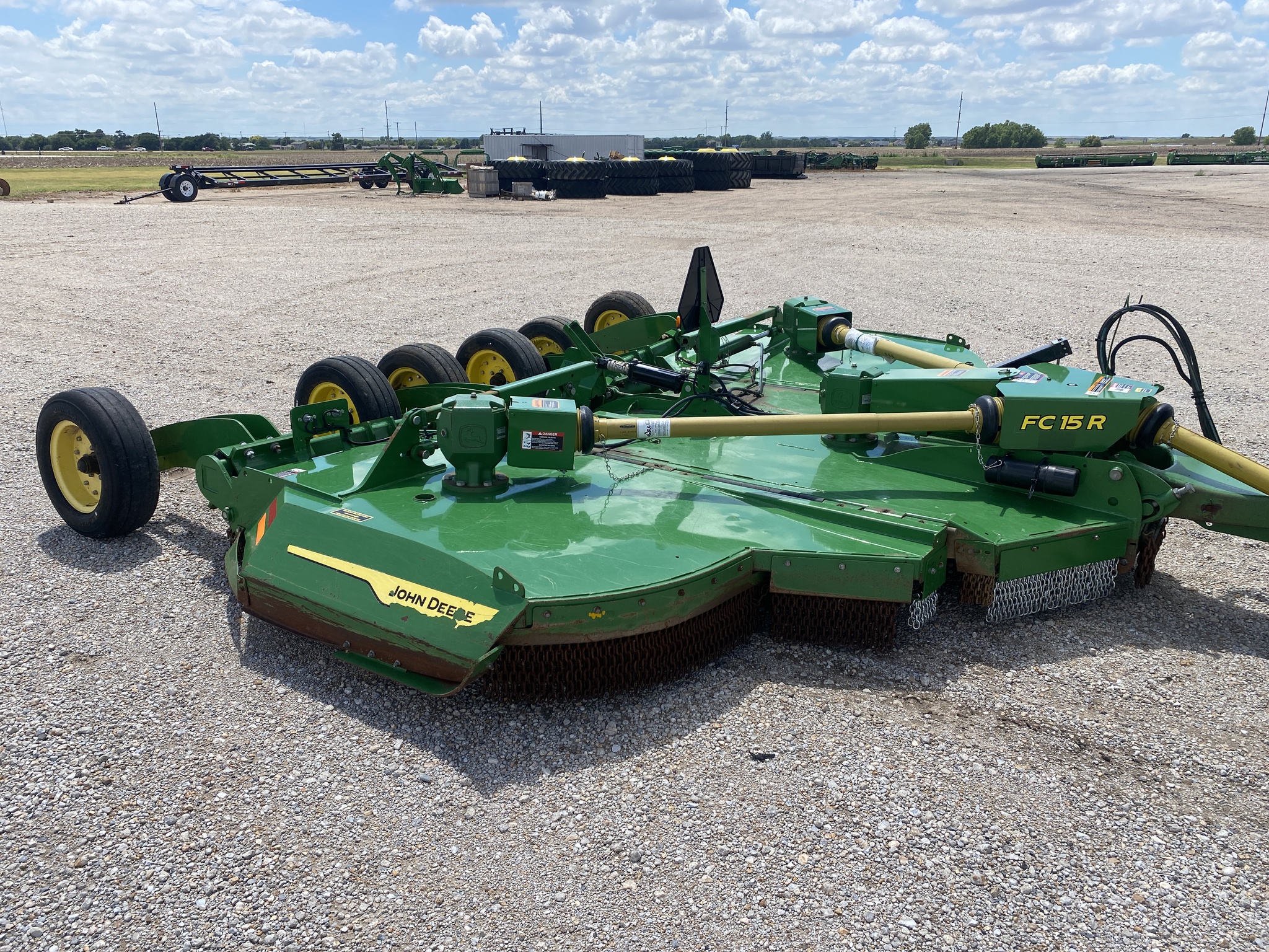 2023 John Deere FC 15R Image 3