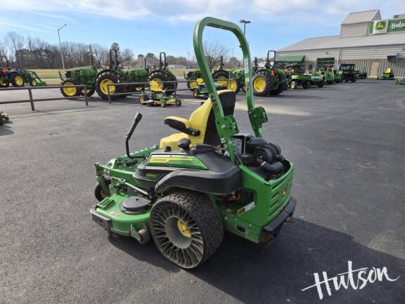 Photo of 2023 John Deere Z950R
