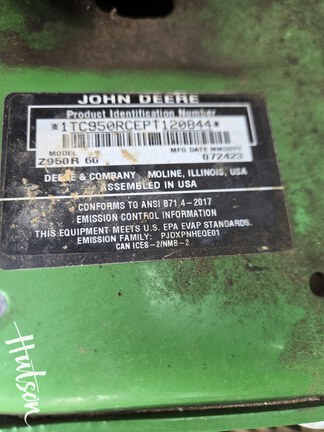 Photo of 2023 John Deere Z950R