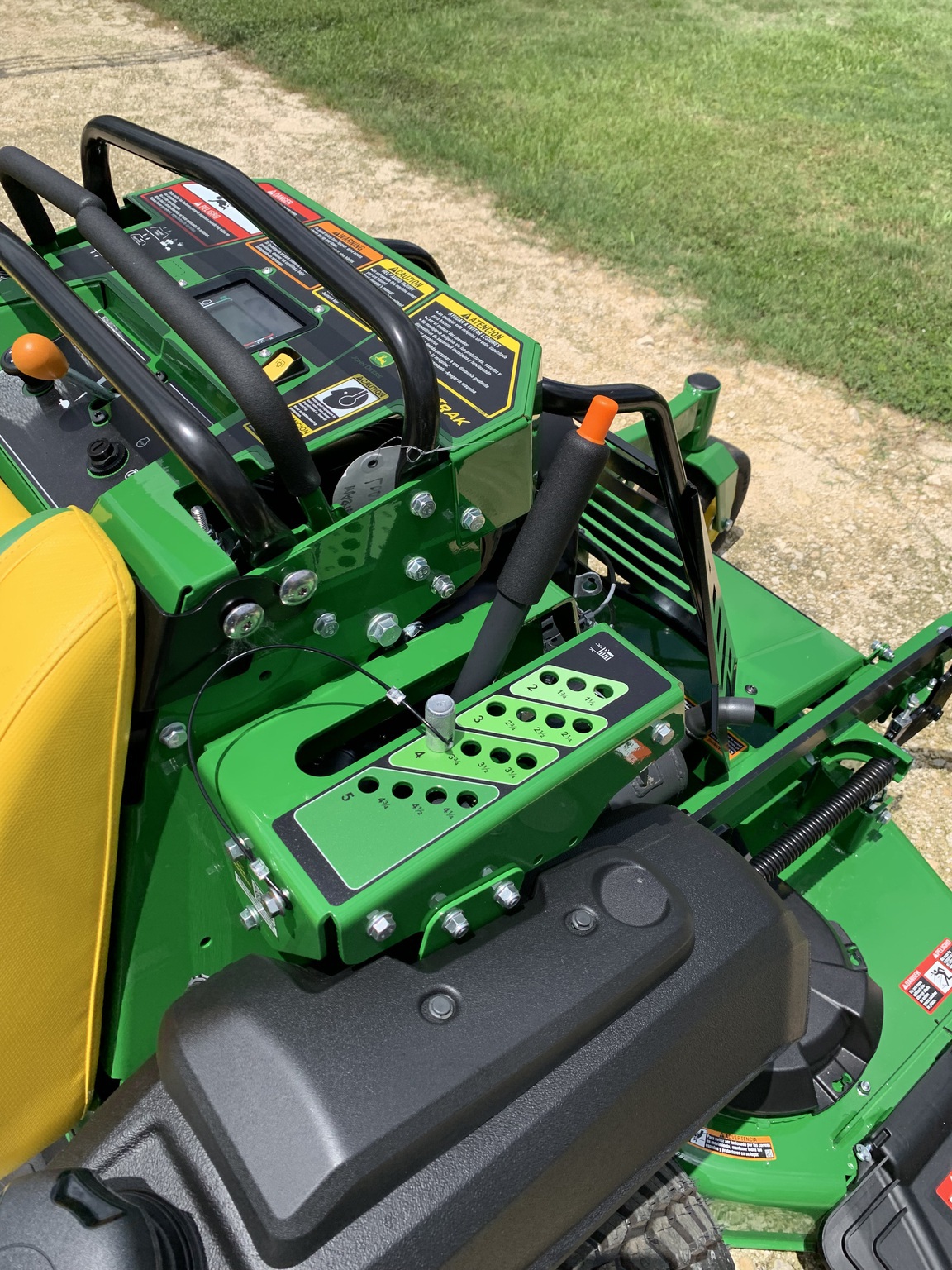 2025 John Deere Q850R Image 5