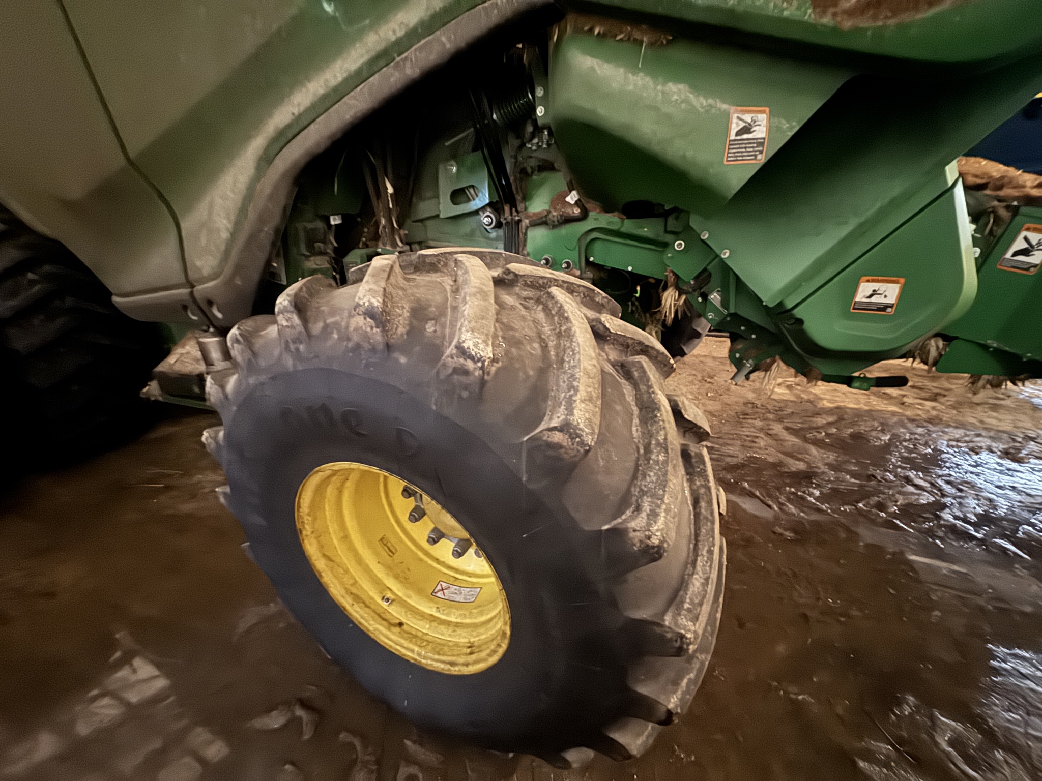  2023 John Deere X9 1000 at Heritage Tractor in Mendota, IL