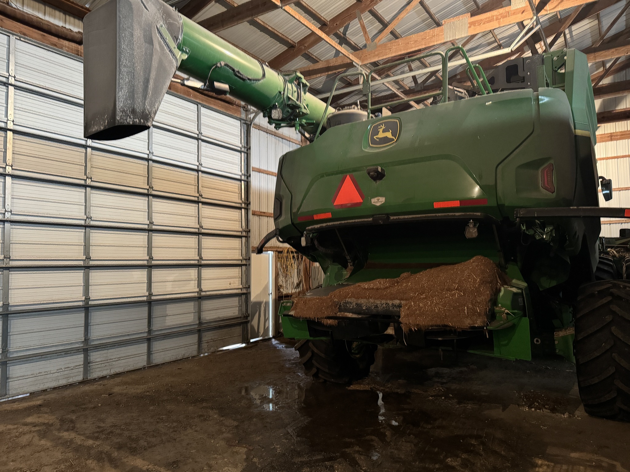  2023 John Deere X9 1000 at Heritage Tractor in Mendota, IL