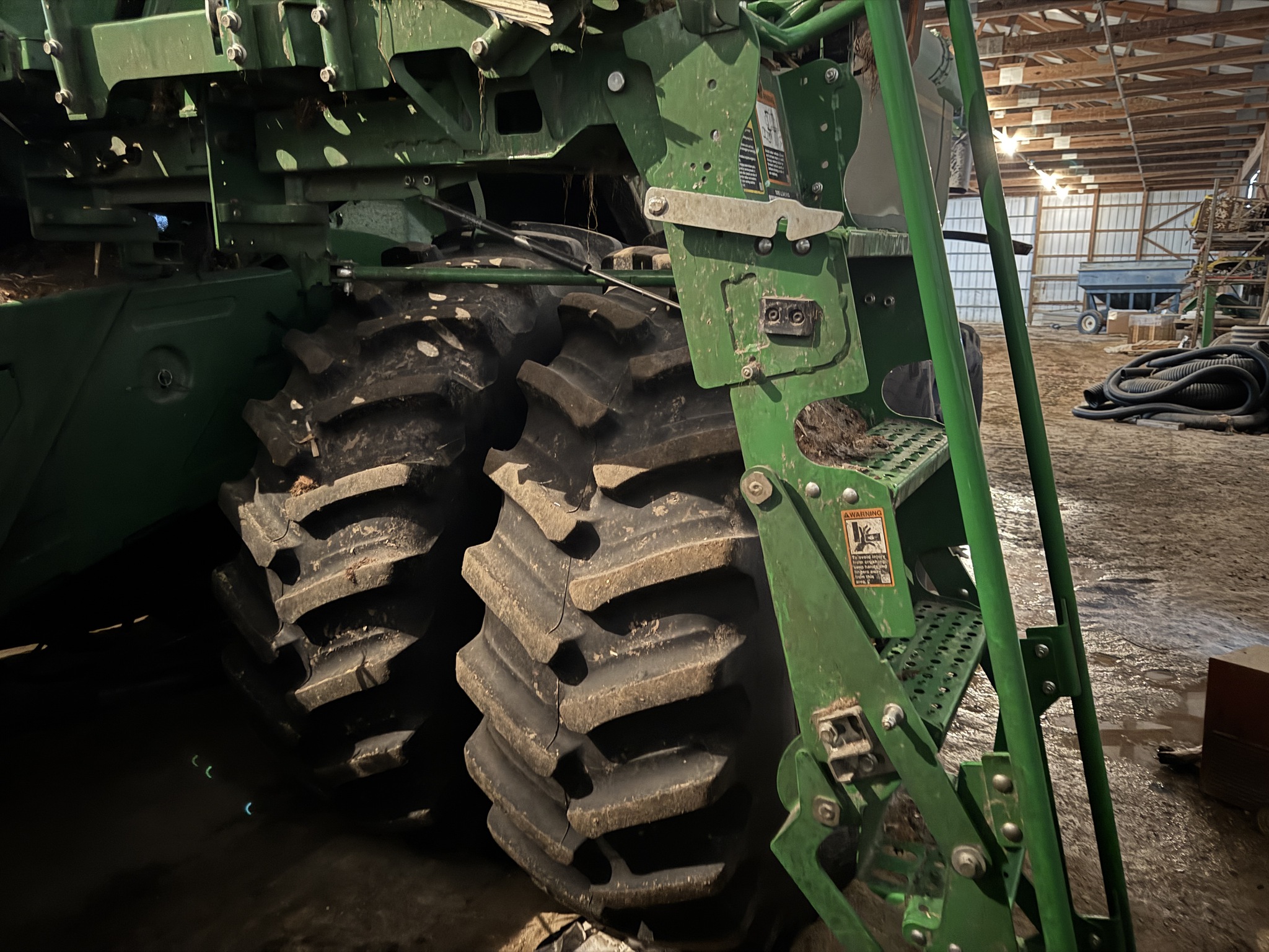  2023 John Deere X9 1000 at Heritage Tractor in Mendota, IL