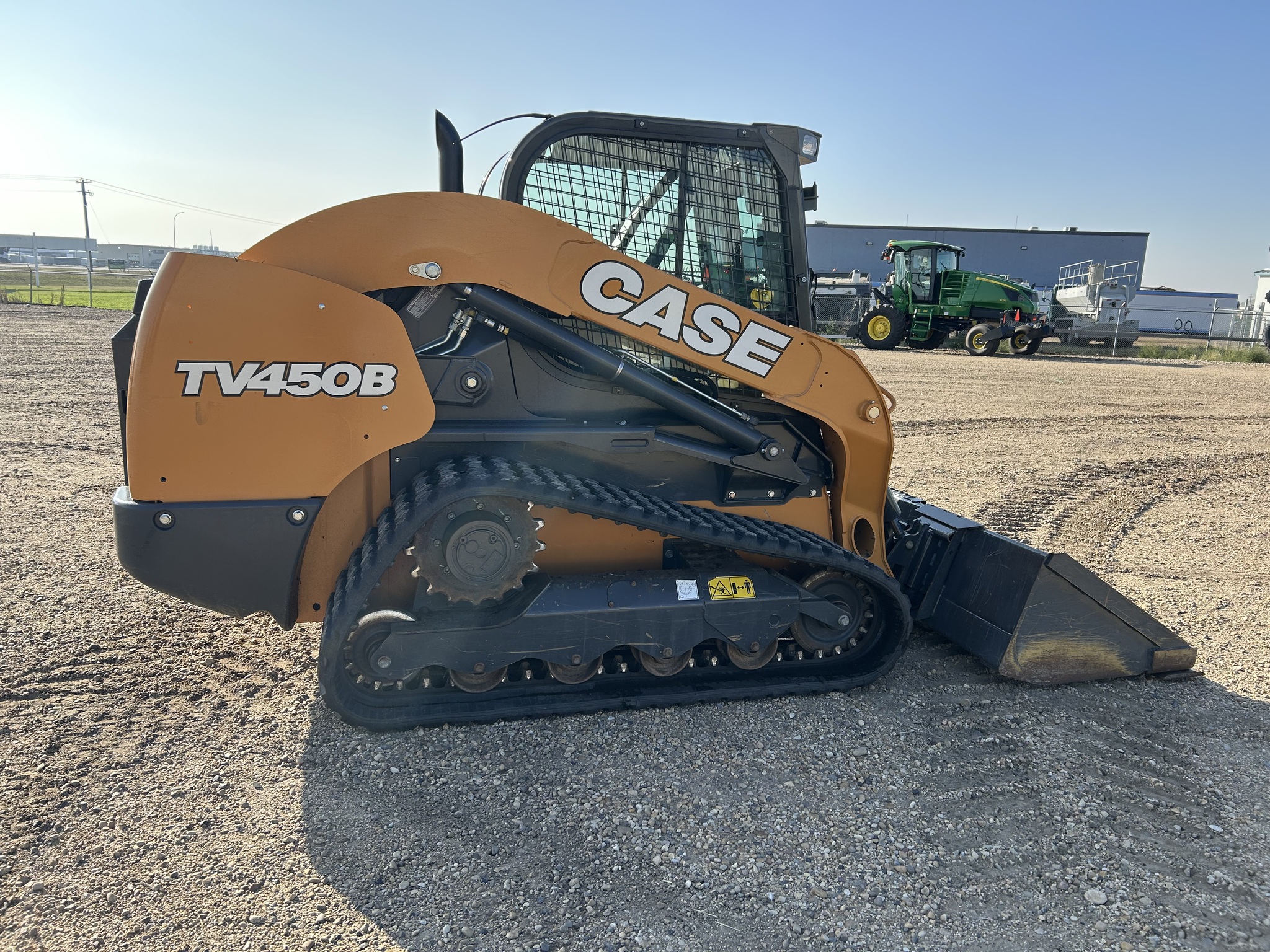 2022 Case TV450B Image 2