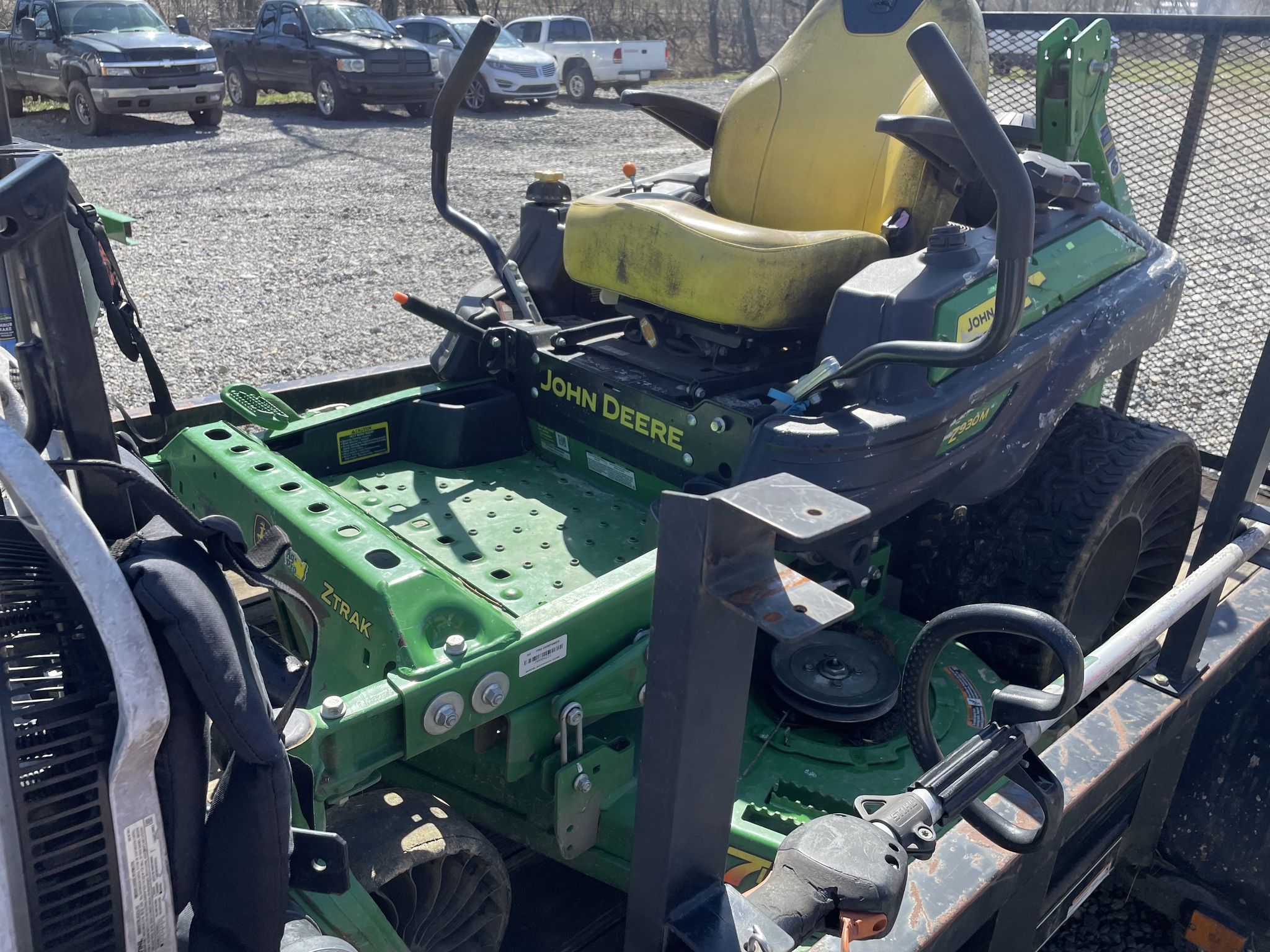 2023 John Deere Z930M Image 1